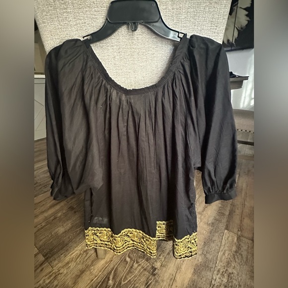 MICHAEL Michael Kors Black Blouse with Gold Detailing Women’s Small - Picture 3 of 9